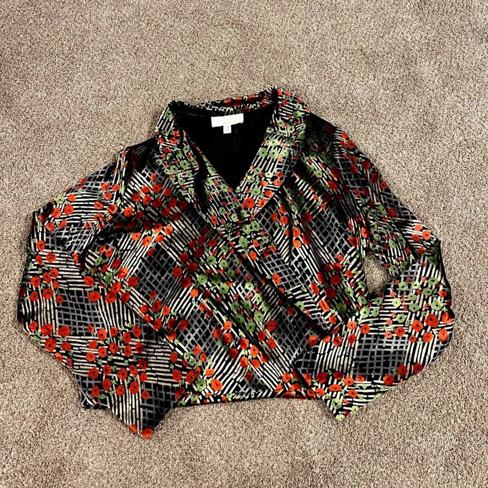 Anthropologie cropped velvet blazer